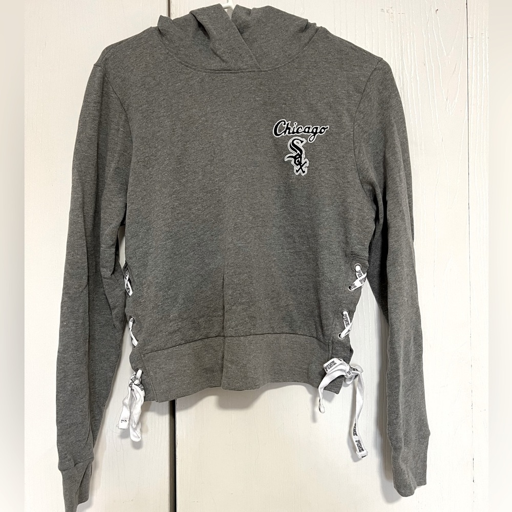 Chicago White Sox logo grey hoodie - small
